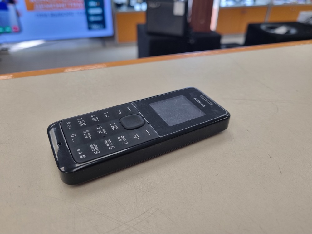 Мобильный телефон Nokia 105