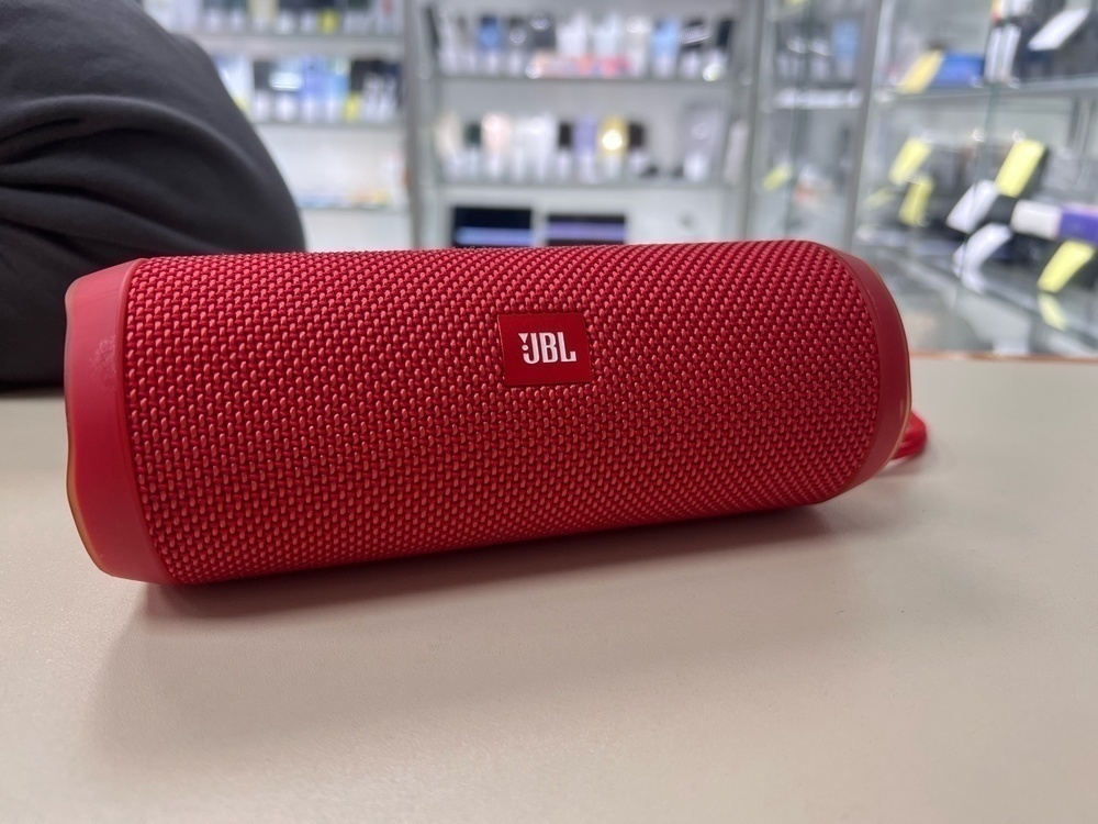 Портативная акустика JBL Flip 4