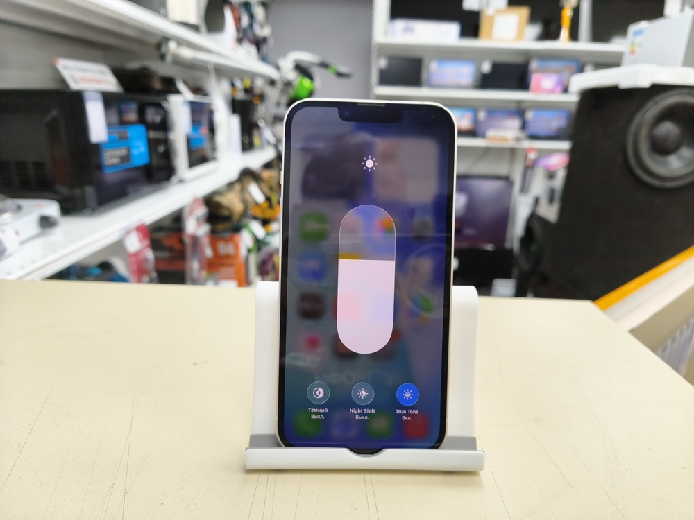 Смартфон Apple iPhone 13 128Gb