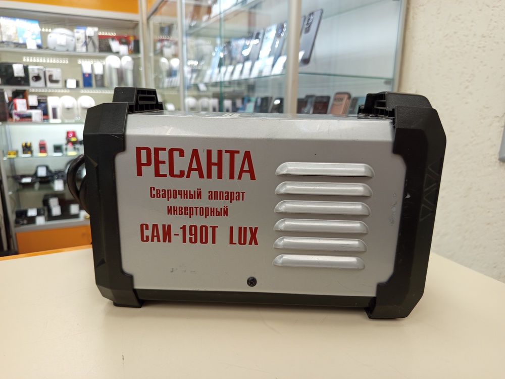 Сварочный аппарат Ресанта САИ-190Т LUX