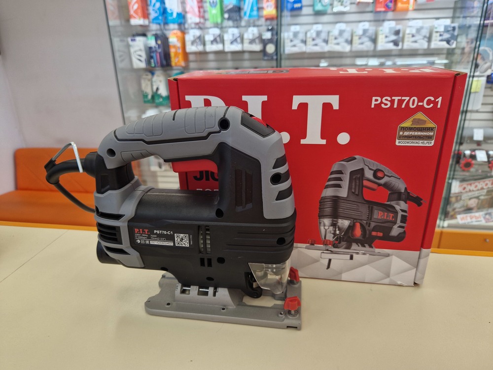 Лобзик P.I.T. PST70-C1
