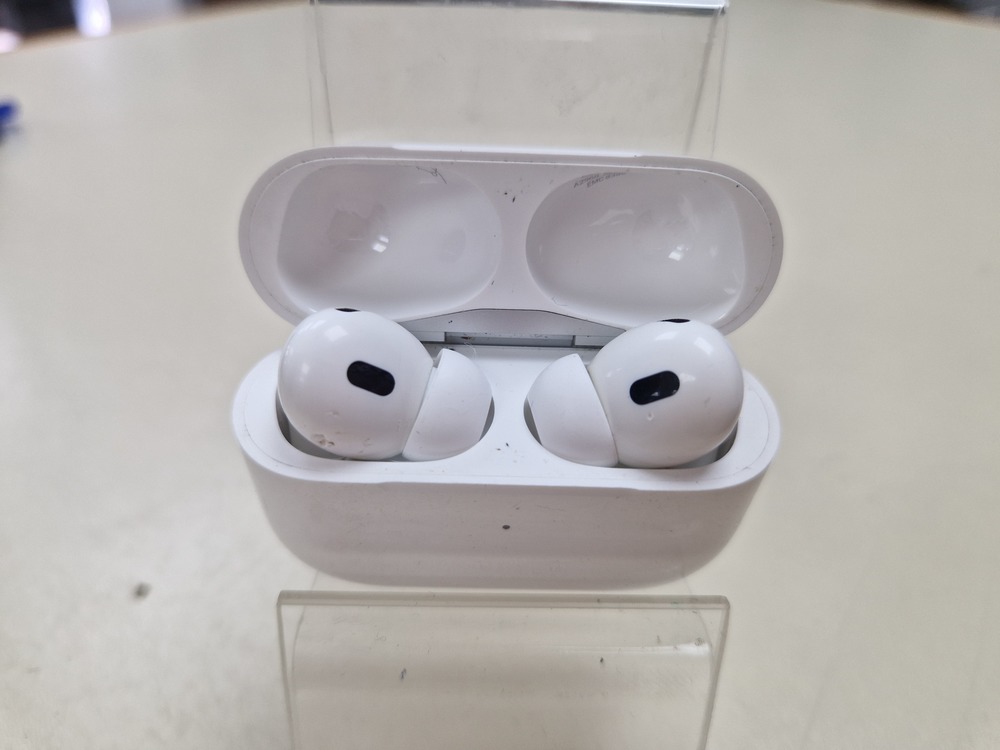 Наушники беспроводные Apple AirPods Pro 2 Gen