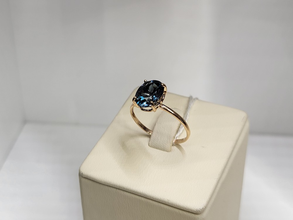 КОЛКМ585 КОЛЬЦО С КАМНЕМ (Au 585) КОЛКМ585 КОЛЬЦО С КАМНЕМ (Au 585)