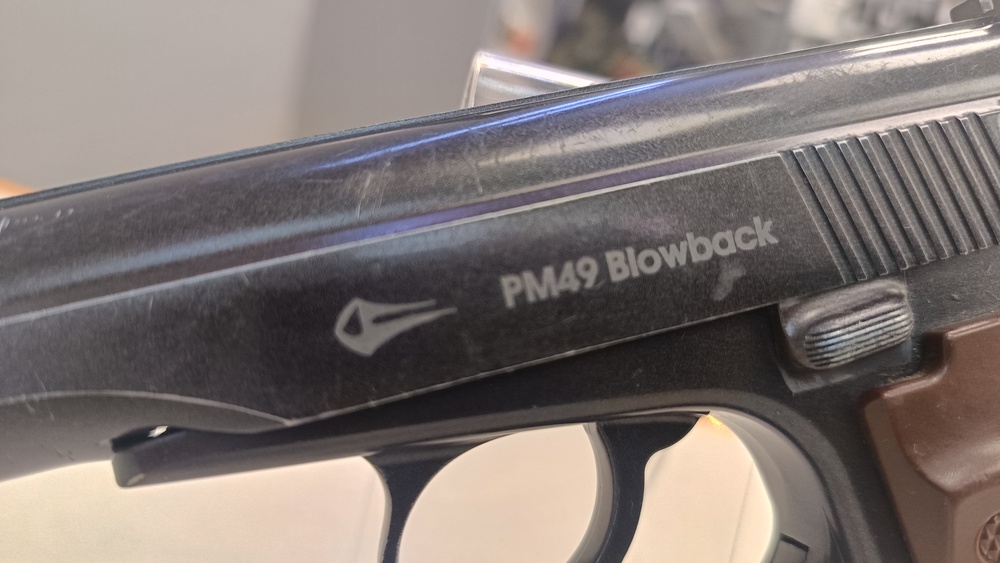 Пистолет пневматический Borner PM49 Blowback