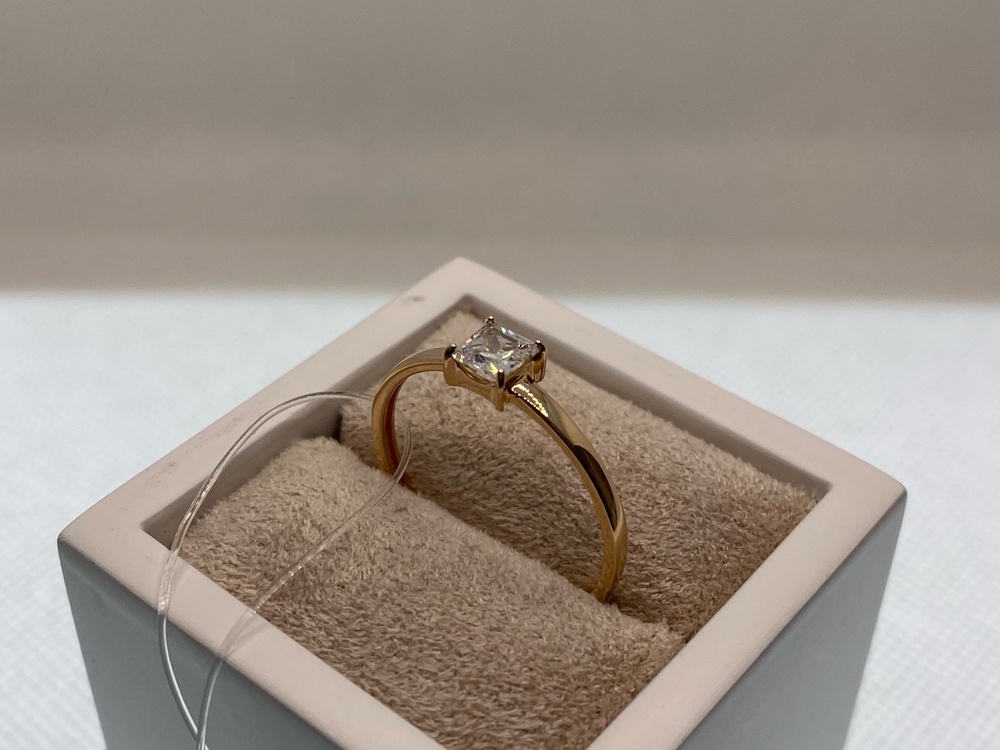 КОЛЬЦО С КАМНЕМ (Au 585)