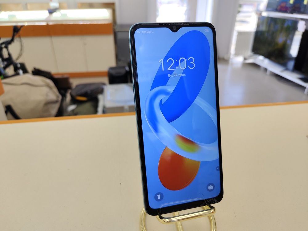 Смартфон Tecno Spark Go 2023 4/64