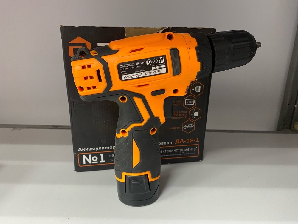Шуруповерт Вихрь ДА-12-1