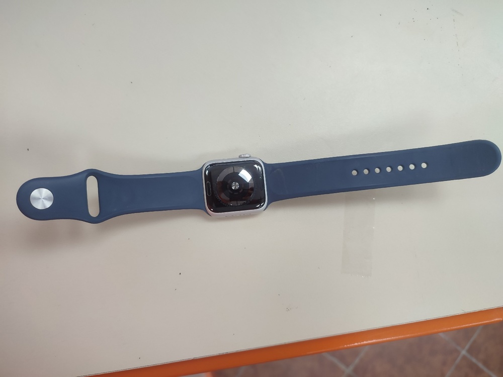 Смарт-часы Apple Watch Series 5 40 мм