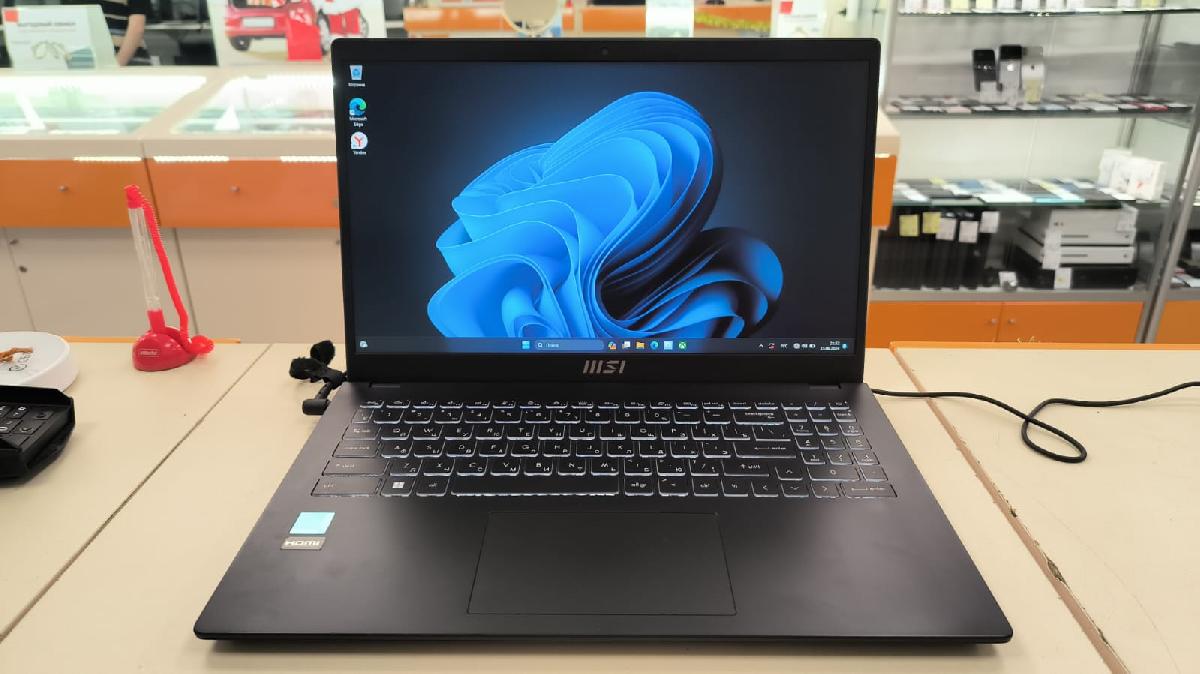 Ноутбук MSI Modern15 B12M-211RU; Core i3-1215U, Intel UHD Graphics, 8 Гб, 240 Гб, Нет