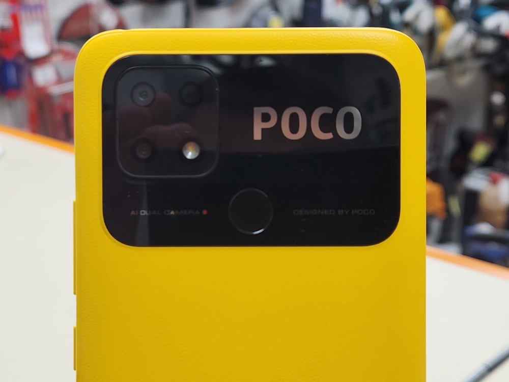 Смартфон Xiaomi Poco C40 3/32