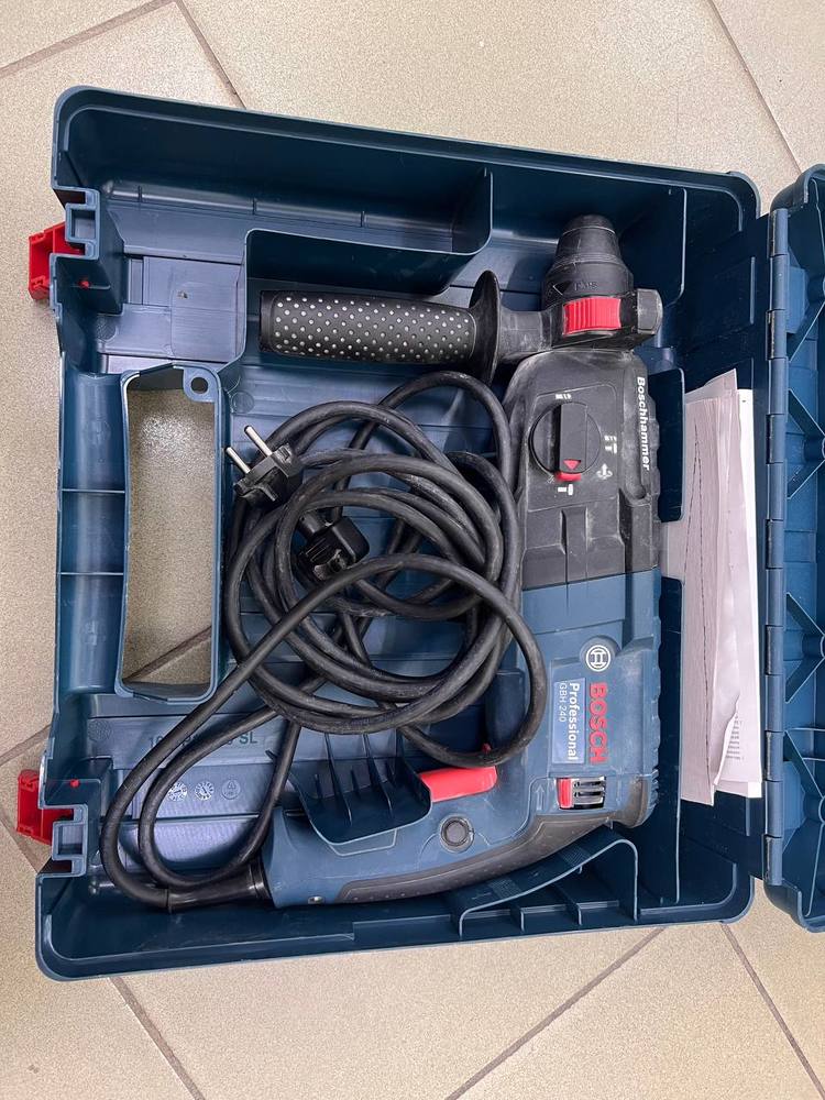 Перфоратор Bosch GBH 240
