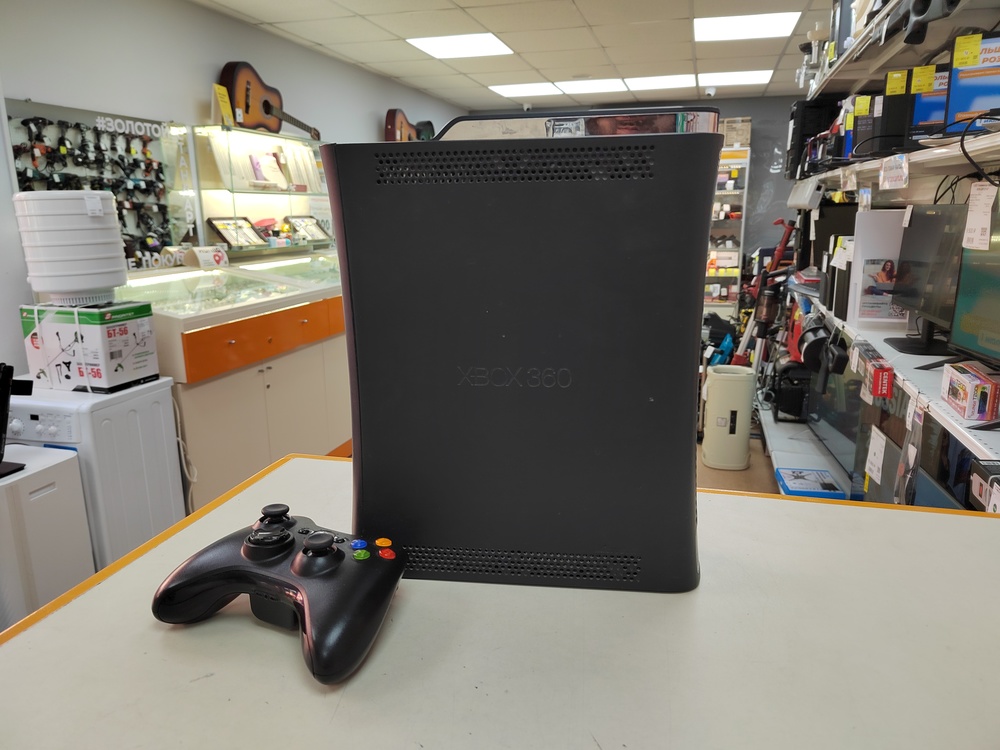 Игровая приставка Xbox 360 S