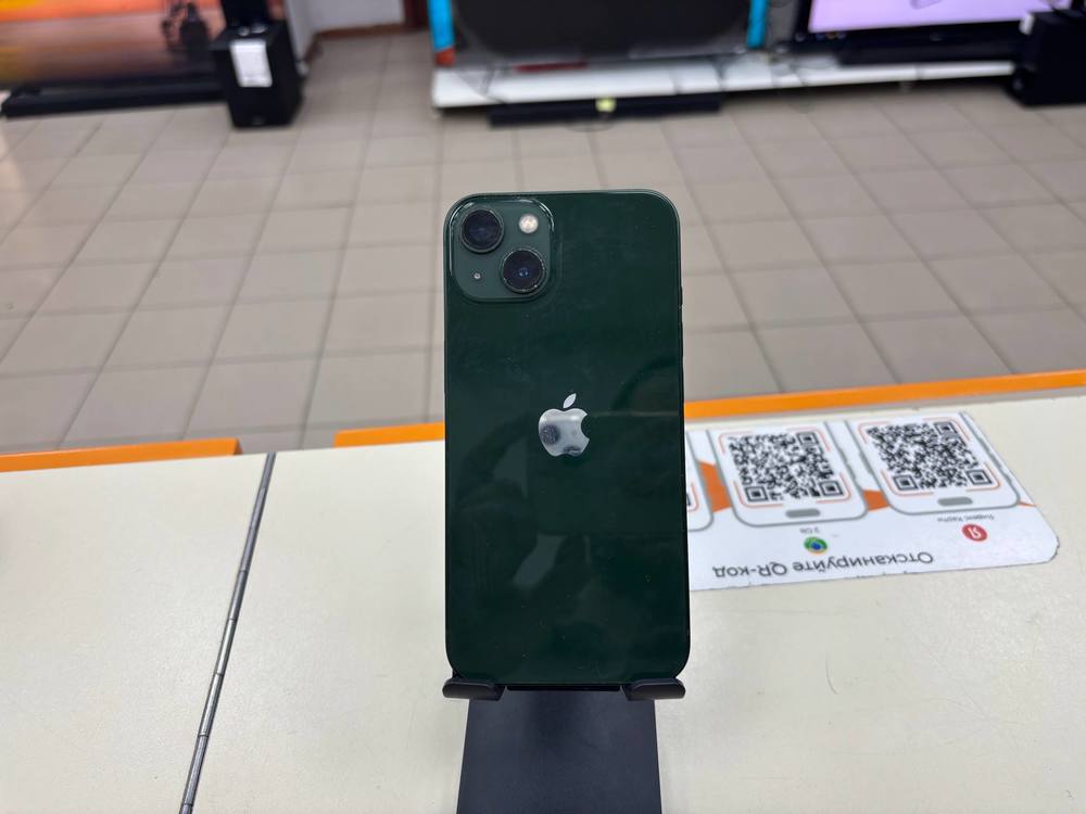 Смартфон Apple iPhone 13 128Gb