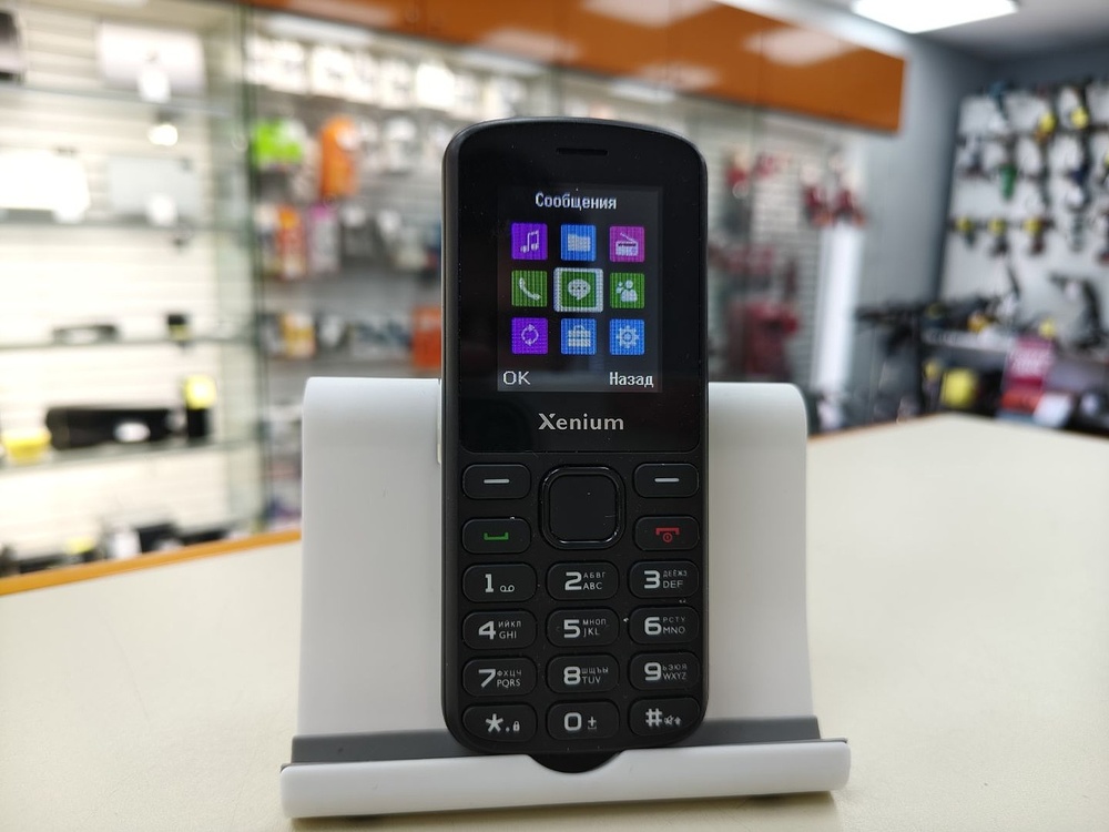 Смартфон Philips Xenium E170