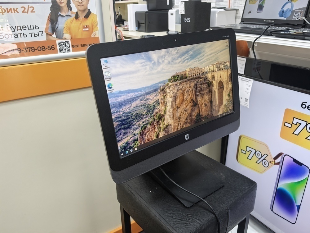 Моноблок HP; Core i3-4160T, Intel HD Graphics 4400, 4 Gb, 128 Гб, Нет