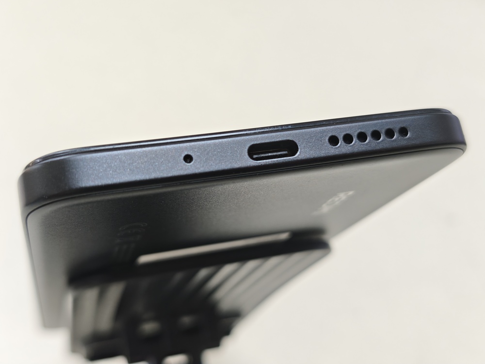 Смартфон Xiaomi Redmi 15 8/256