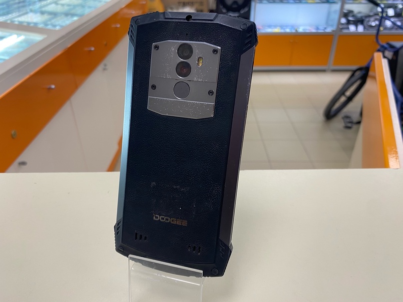 Смартфон Doogee S55