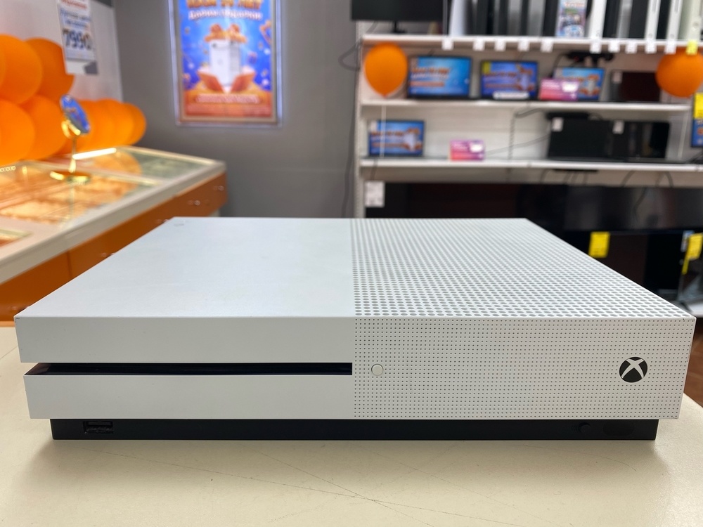 Игровая приставка Xbox One S 1TB