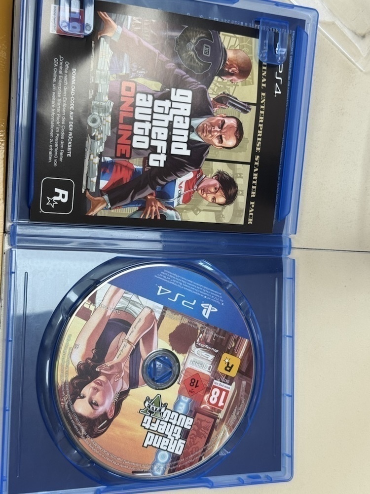 Игра Playstation 4 GTA 5