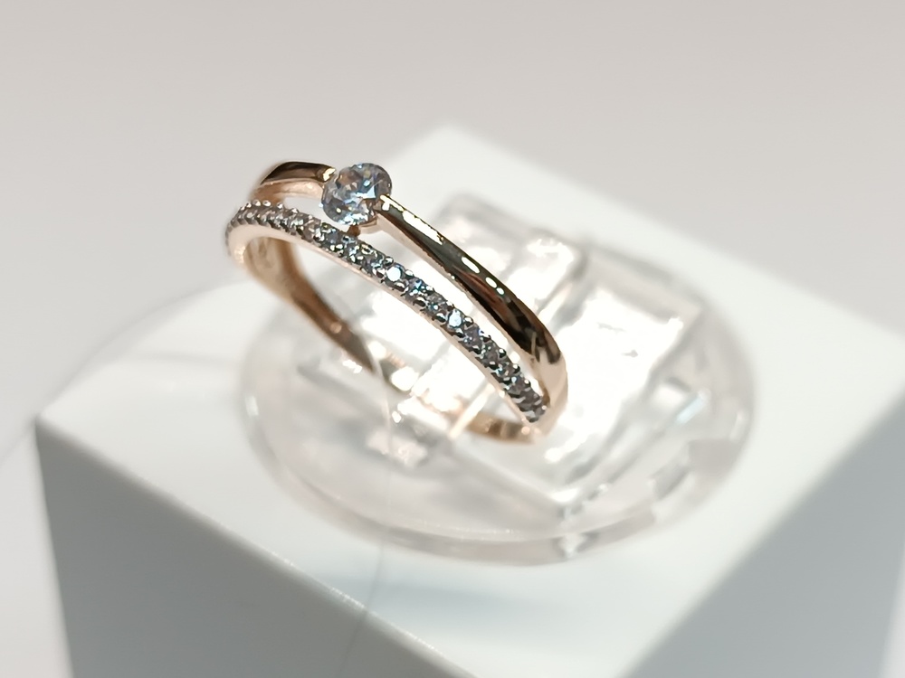 КОЛЬЦО С КАМНЯМИ (Au 585)