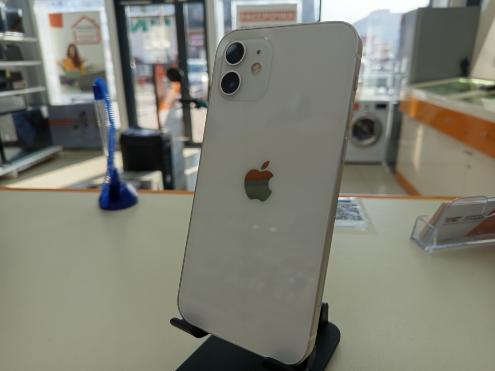 Смартфон Apple iPhone 12 128Gb