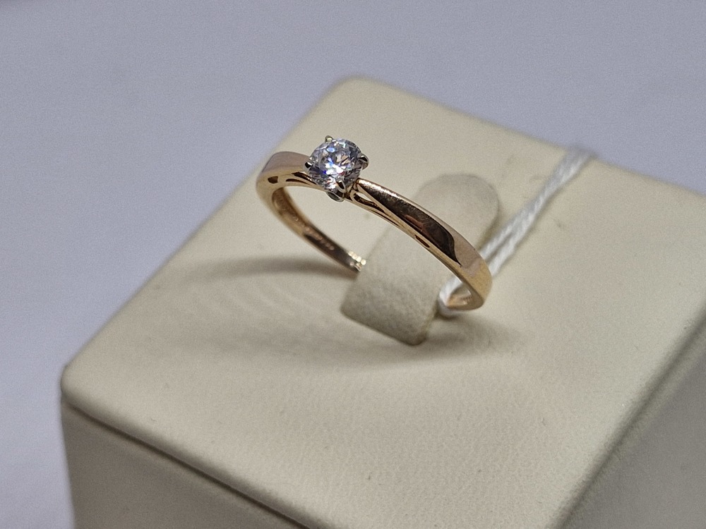 КОЛКМИ585 КОЛЬЦО С КАМНЯМИ (Au 585)
