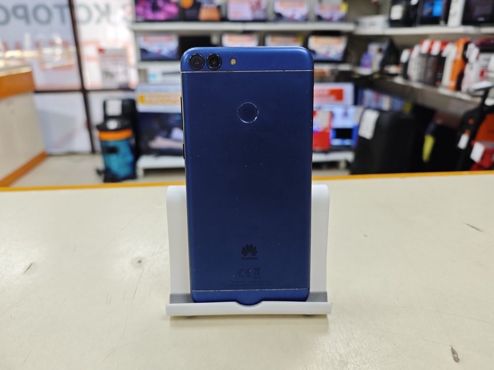 Смартфон Huawei P Smart