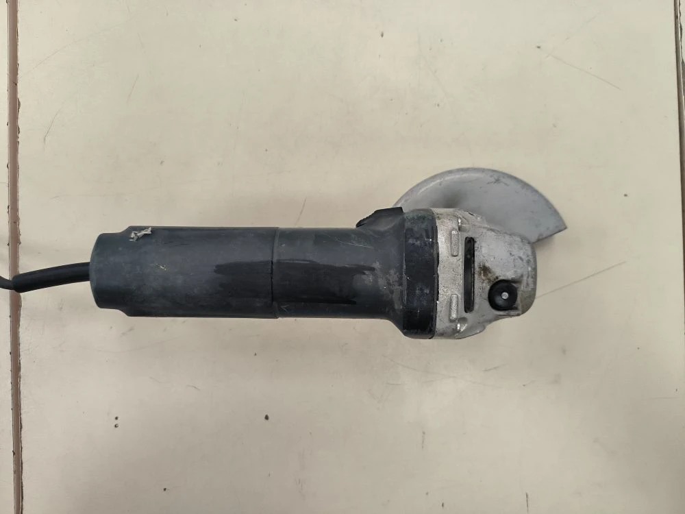 Угловая шлифмашина Bosch GWS 9-125 PROFESSIOHAL