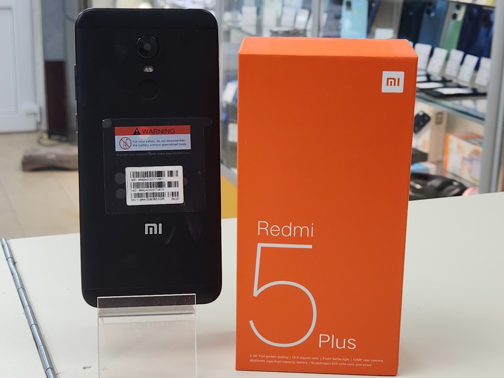 Смартфон Xiaomi Redmi 5 Plus 4/64