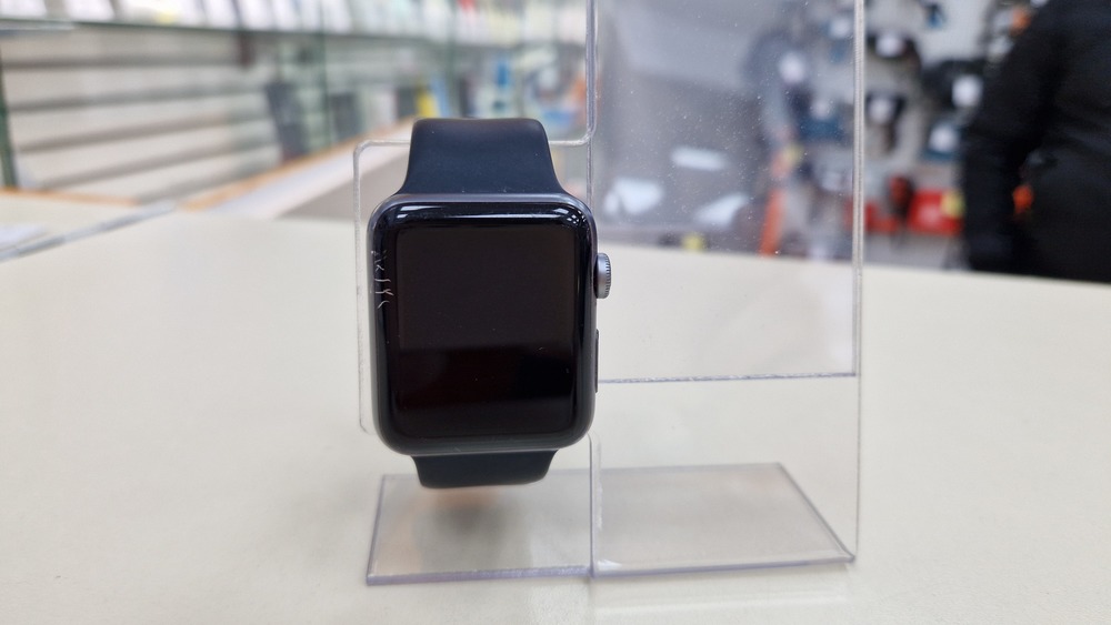 Смарт-часы Apple Watch Series 3 42 мм