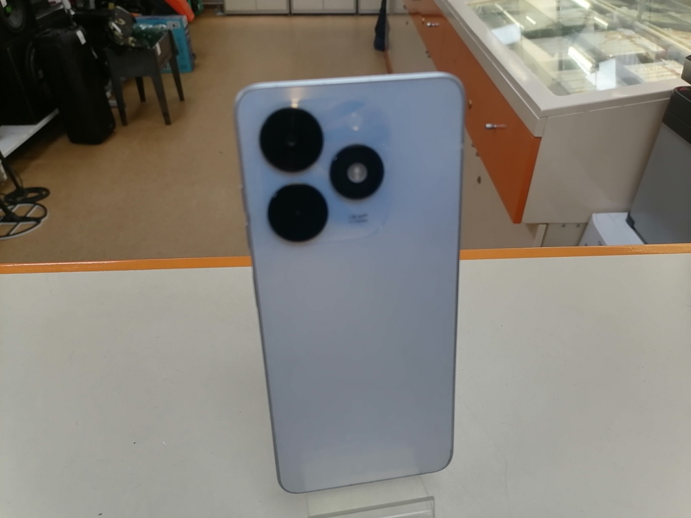 Смартфон Tecno Spark Go 2024 4/64