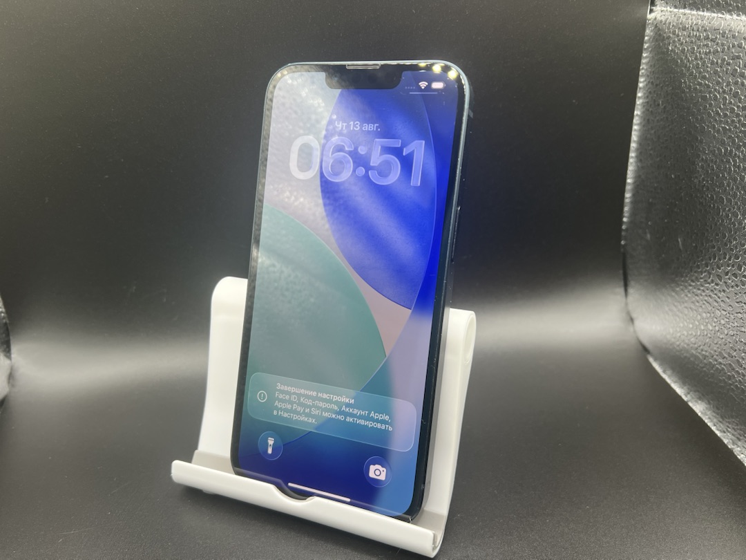Смартфон Apple iPhone 13 128Gb