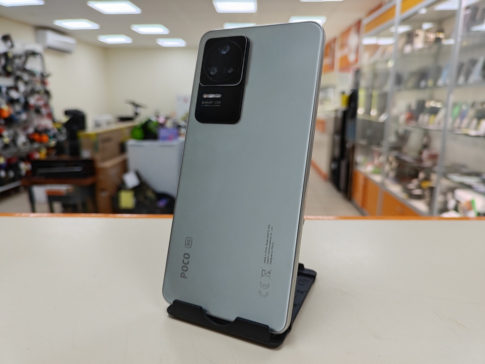 Смартфон Xiaomi Poco F4 6/128