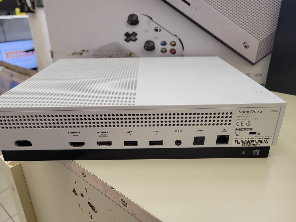 Игровая приставка Xbox One S 500Gb