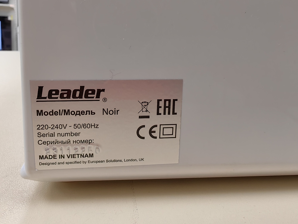 Швейная машина Leader Noir