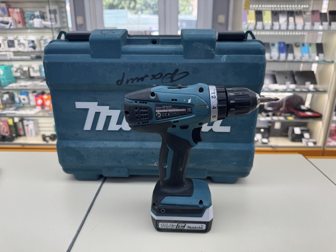 Шуруповерт Makita DF347D