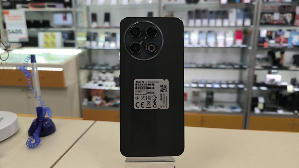 Смартфон Tecno SPARK 30 PRO 8/256