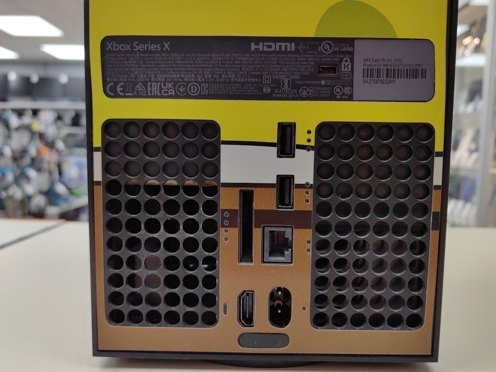 Игровая приставка Xbox Series X 1Tb