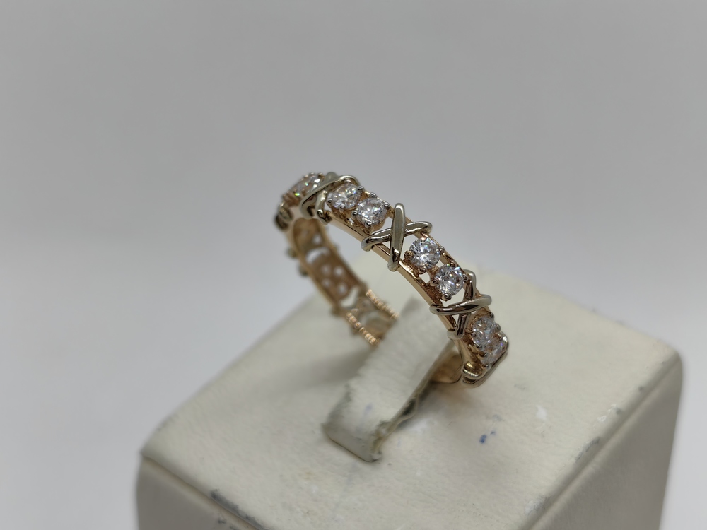 КОЛЬЦО С КАМНЯМИ (Au 585)