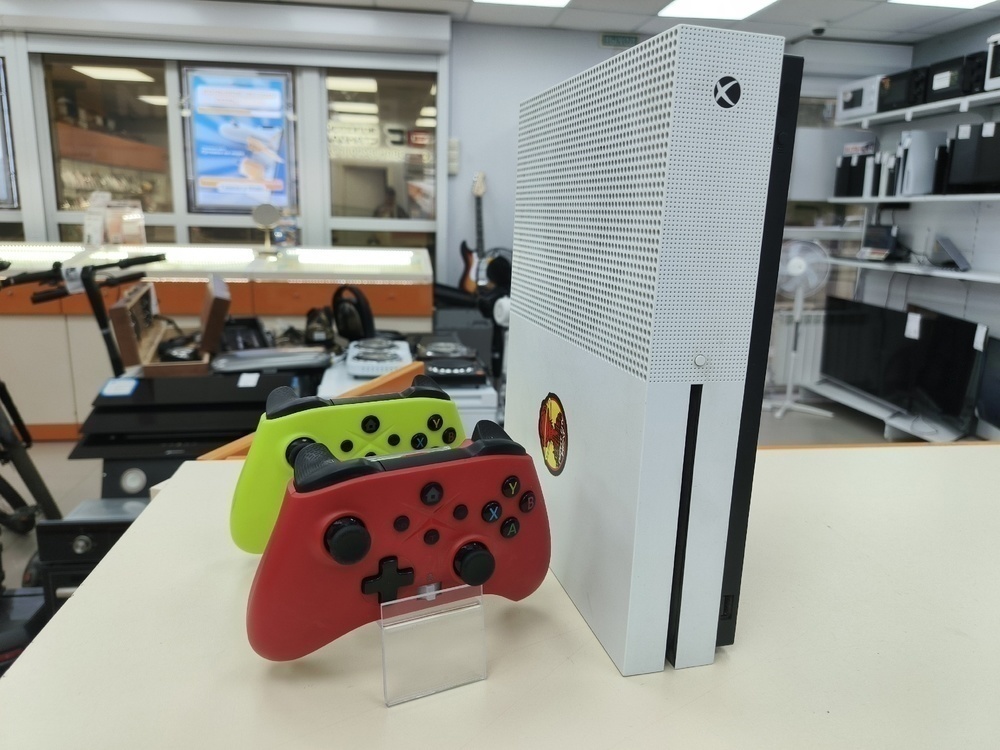 Игровая приставка Xbox One S 1TB