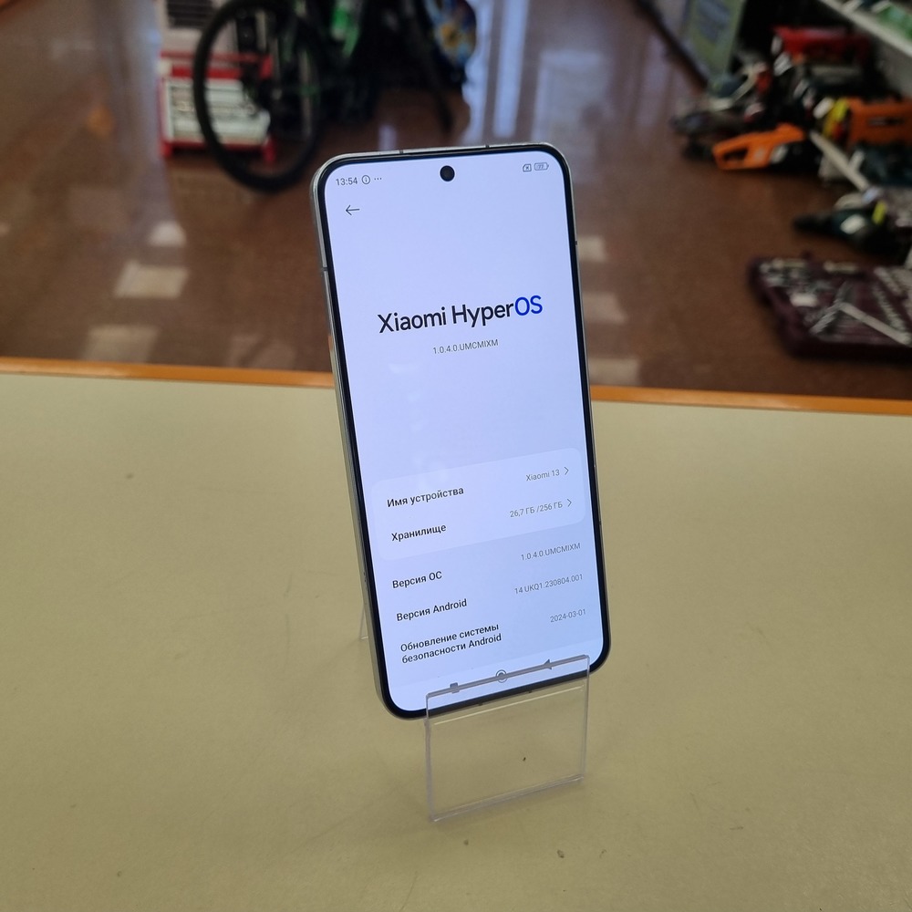 Смартфон Xiaomi 13 12/256