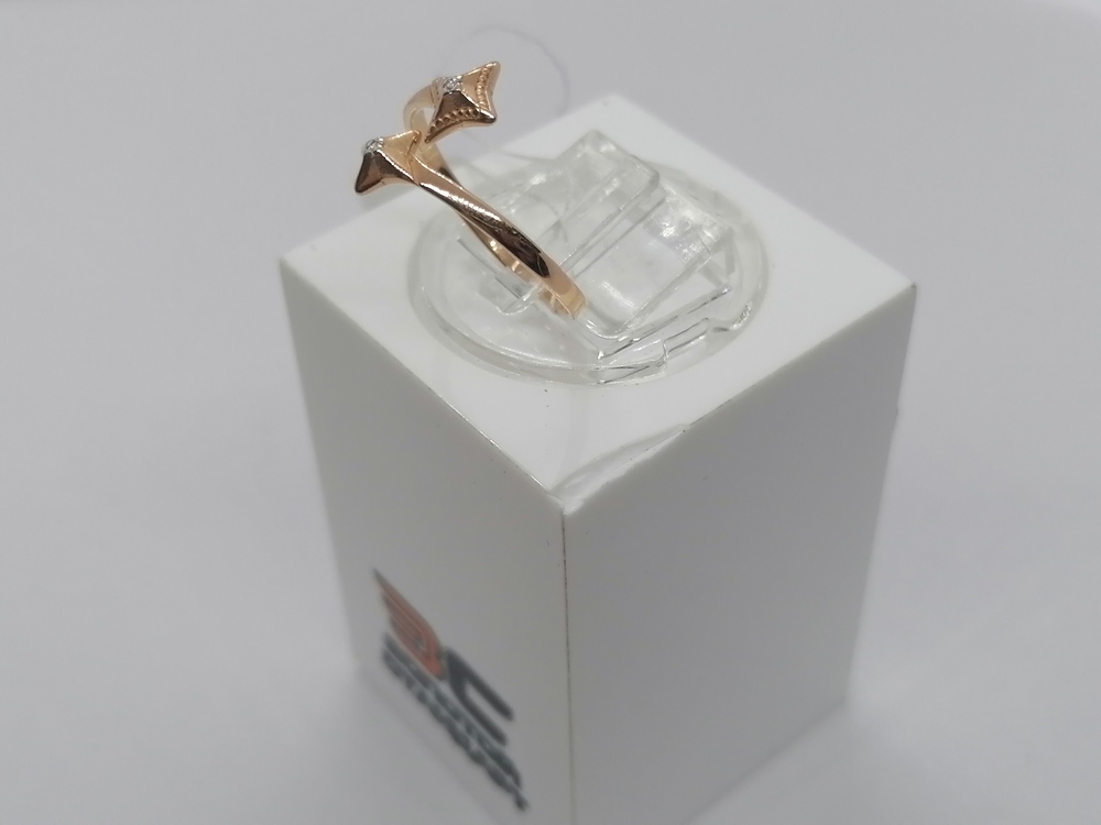 КОЛЬЦО С КАМНЯМИ (Au 585)