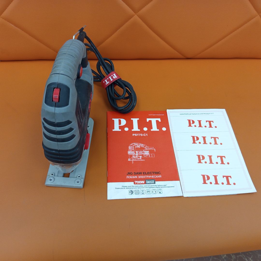 Лобзик P.I.T. PST70-C1