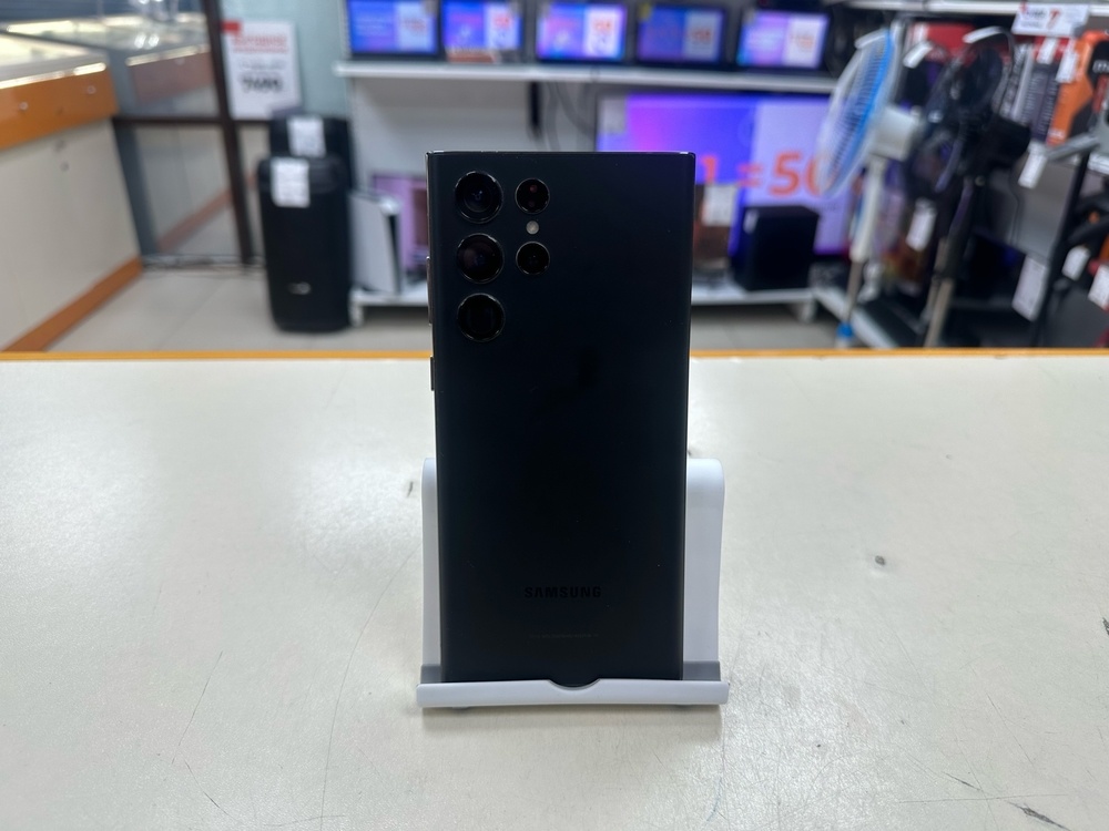 Смартфон Samsung Galaxy S22 Ultra 12/256