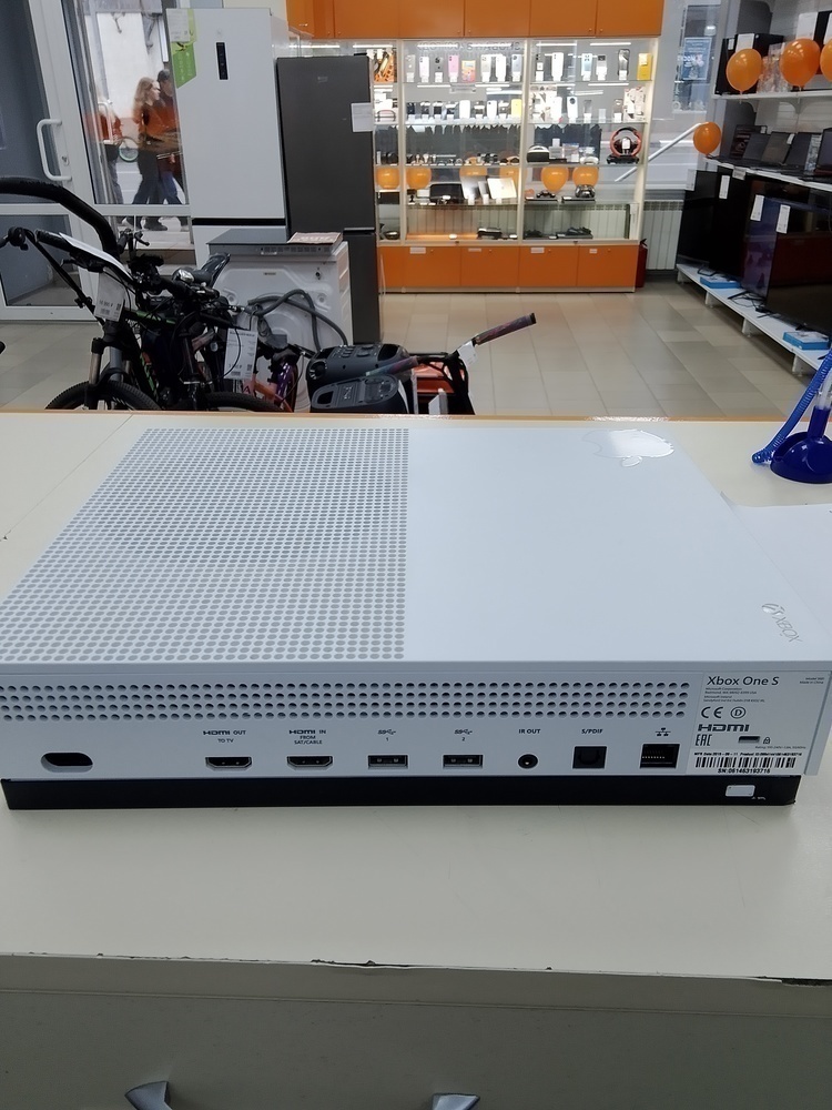 Игровая приставка Xbox One S 1TB