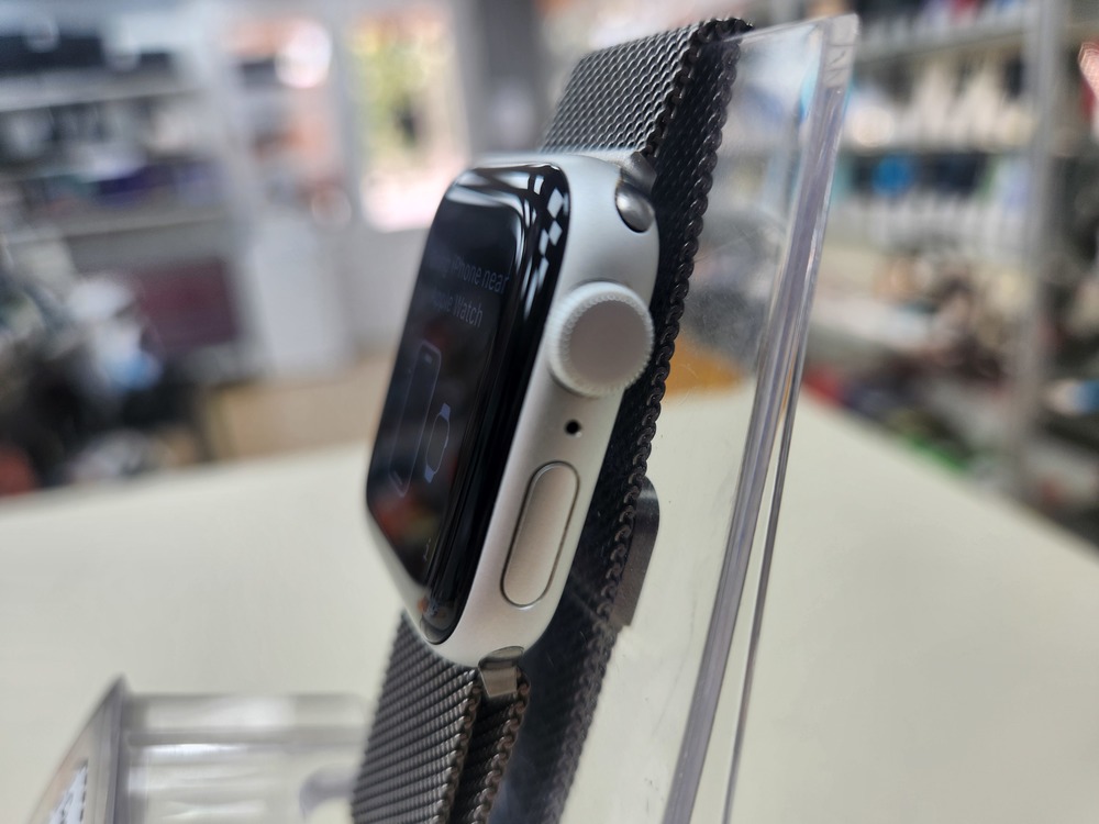 Смарт-часы Apple Watch SE 2020 40mm