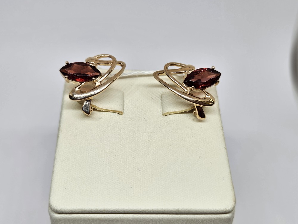 СКМ585 СЕРЬГИ С КАМНЕМ (Au 585)