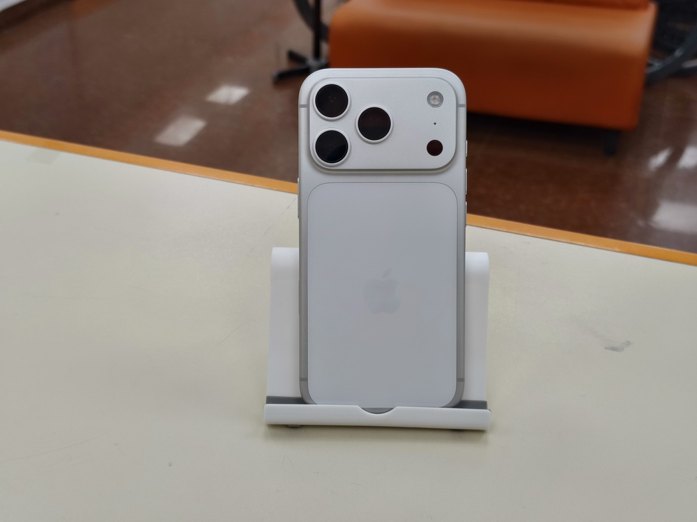 Смартфон Apple Iphone 17 Pro 256Gb