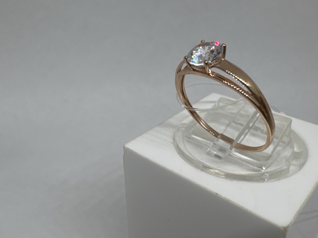 КОЛЬЦО С КАМНЕМ (Au 585)