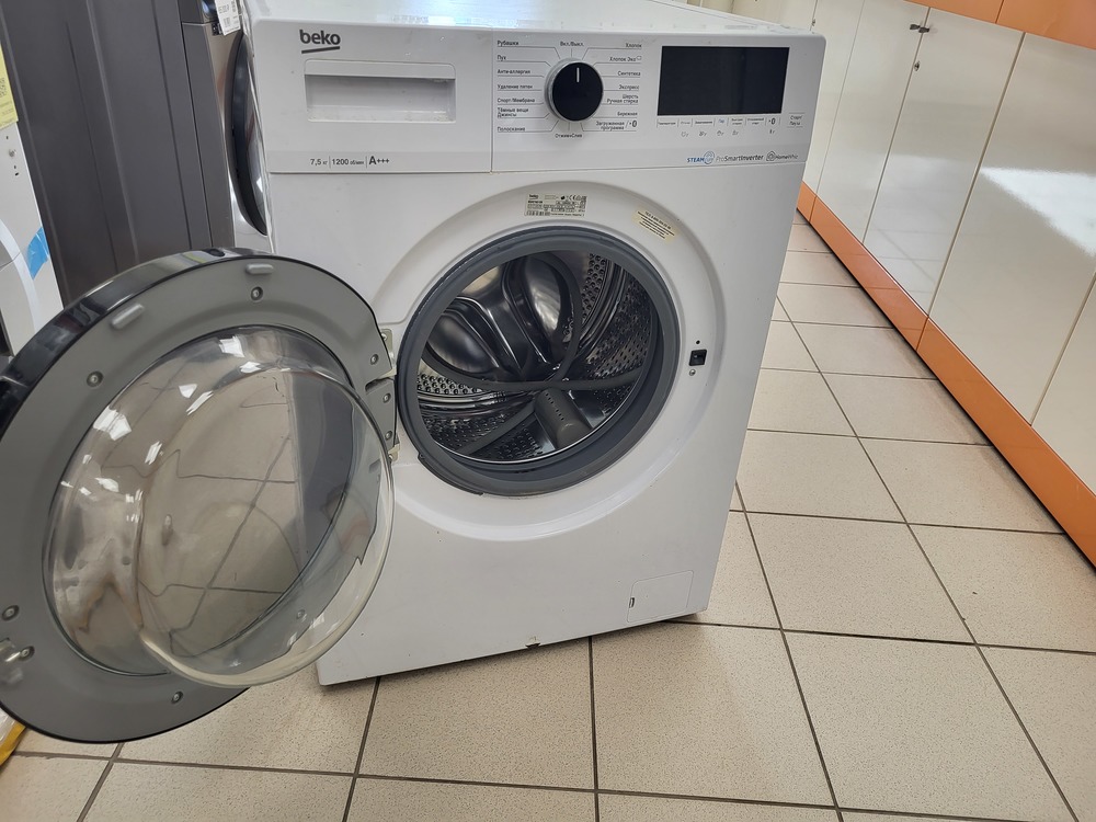 Стиральная машина Beko WSPE7H616W
